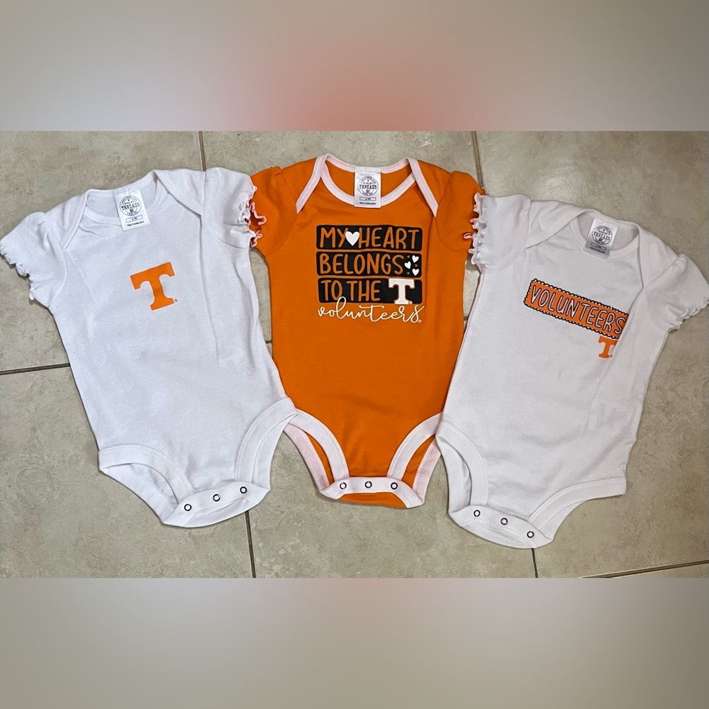 Rivalry Threads Orange and White Kids Bodysuit Set